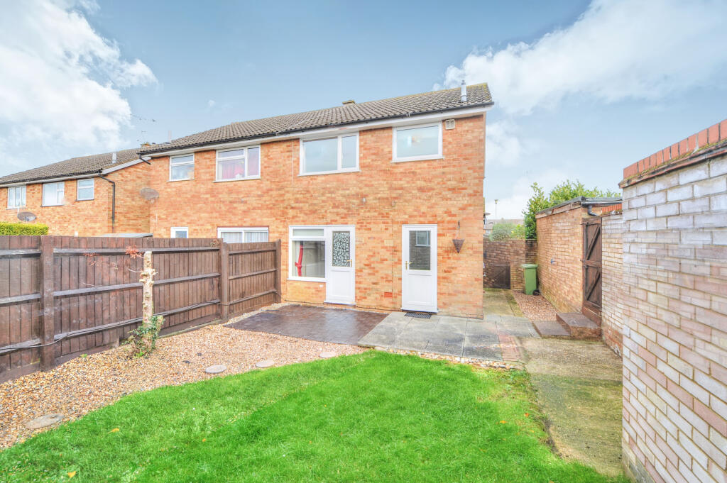House in Milton Keynes - View 4