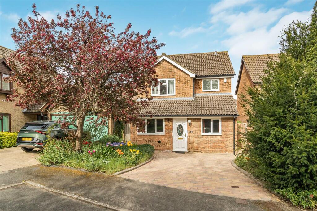 Main image of property: Coltsfoot Close, Cambridge