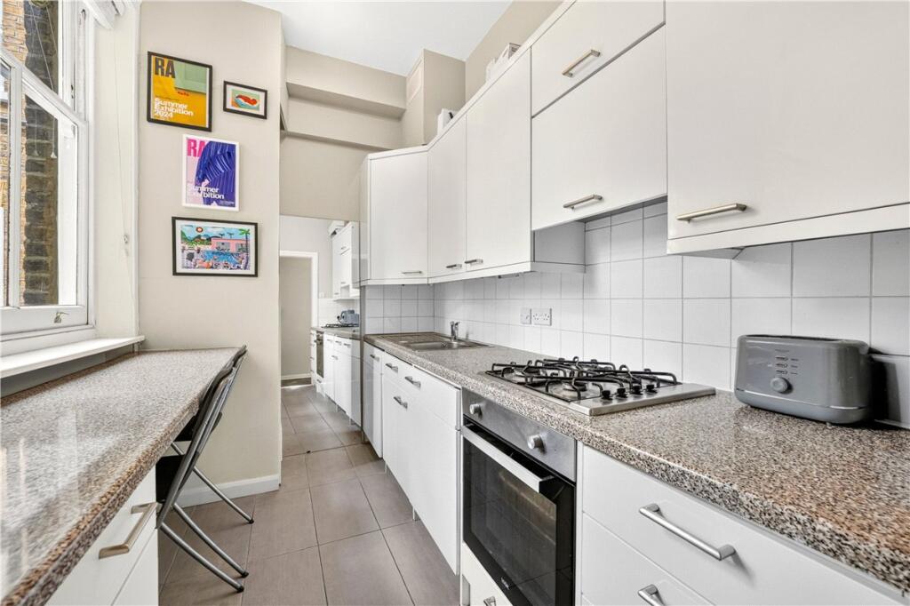 Apartment in London - View 3