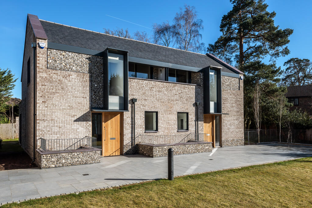 Main image of property: Ravensbourne, Westerham Road, BR2