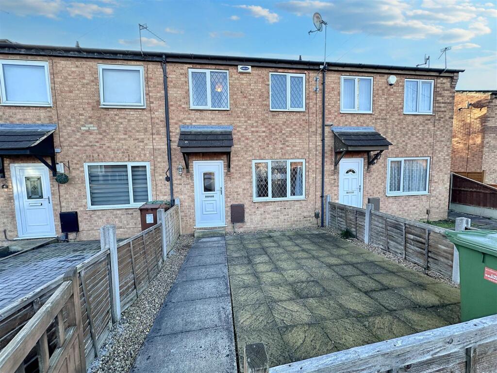 Main image of property: Gateways, Outwood, Wakefield