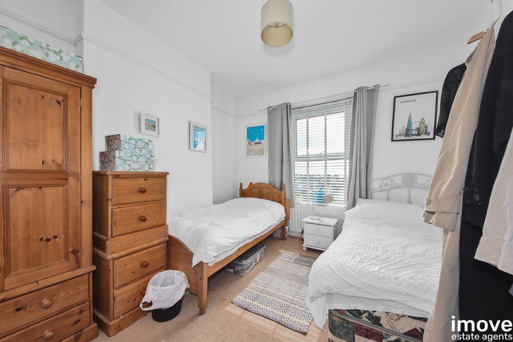 House in Torquay, Torbay - More