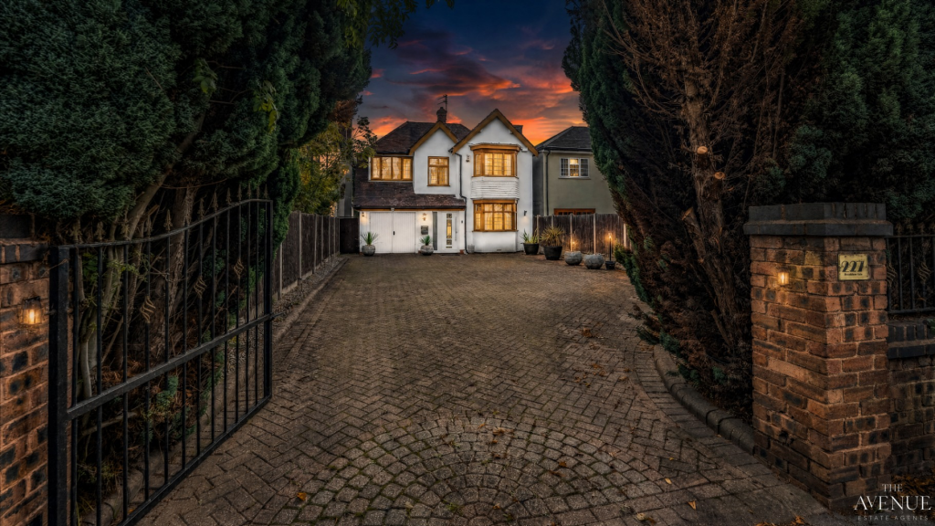 Main image of property: Broadway North, Walsall, WS1 2PY