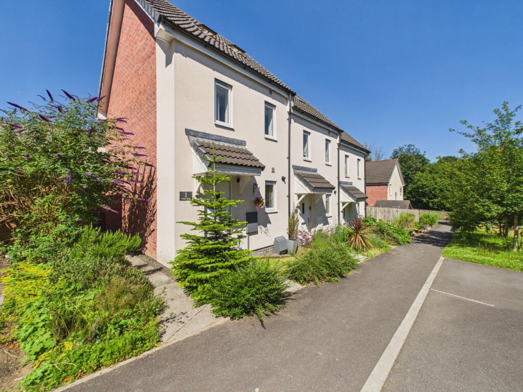 Main image of property: Juniper Walk, Liskeard, PL14 6FQ
