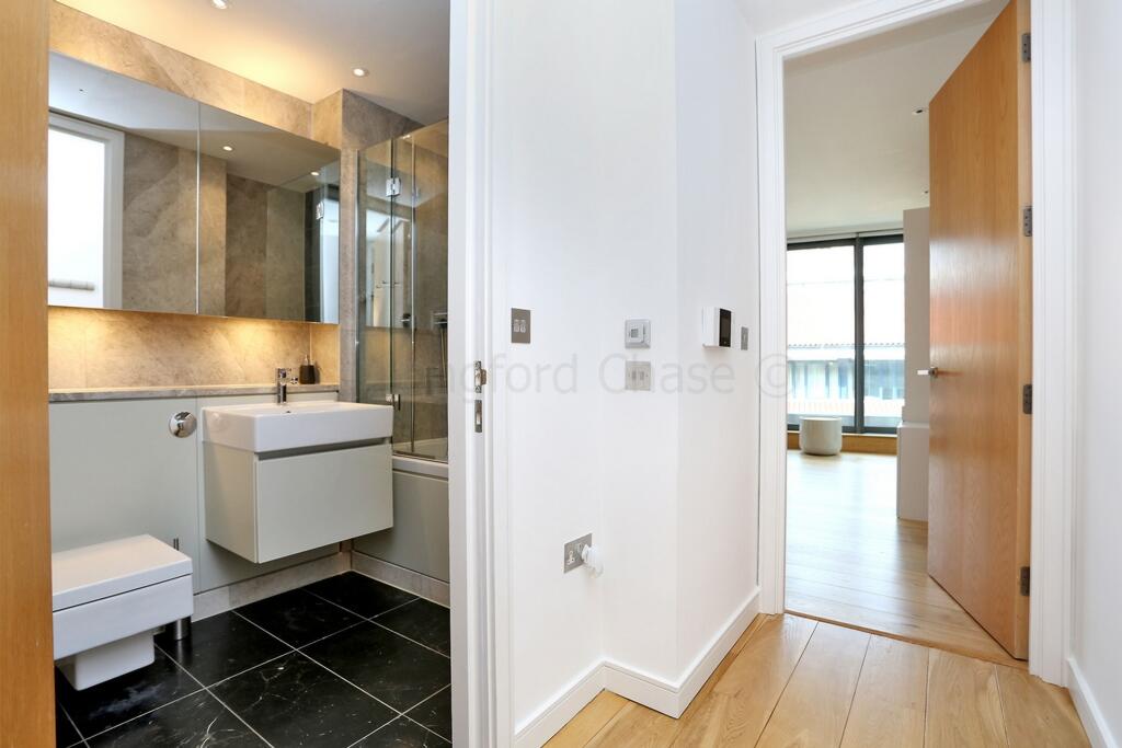 Studio flat for rent