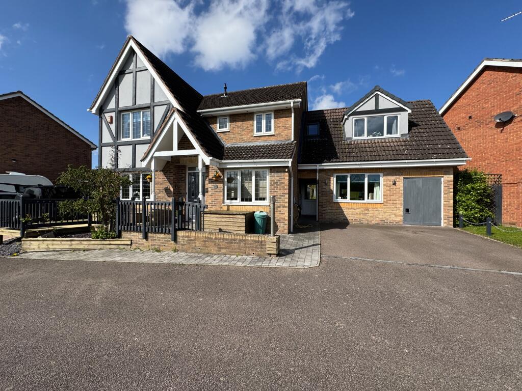 Main image of property: Hopwood Lane, Burton-on-Trent, DE14