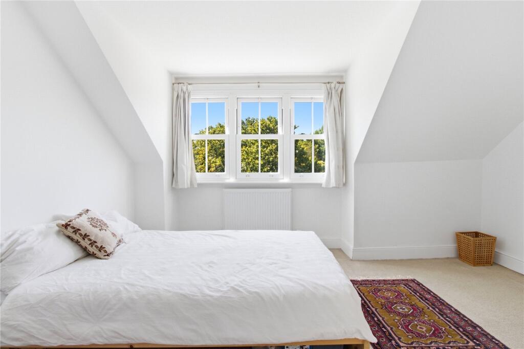 Apartment in London - View 4