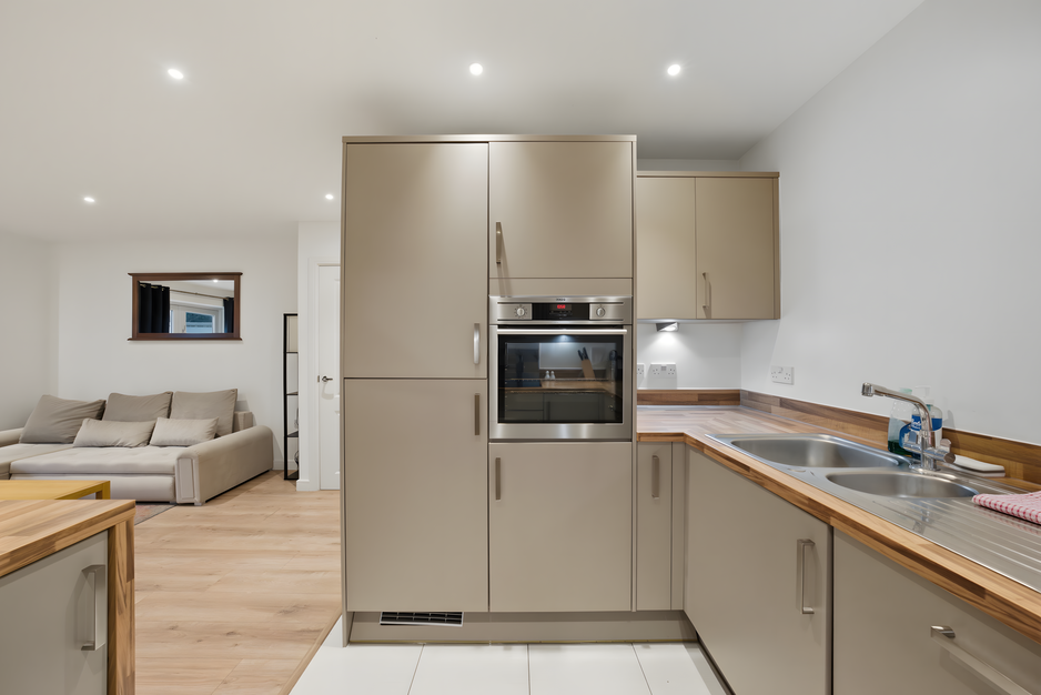 Apartment in London - View 5