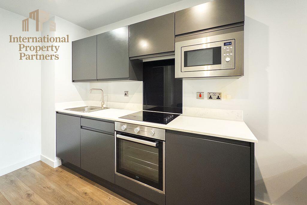 Apartment in Liverpool - View 4