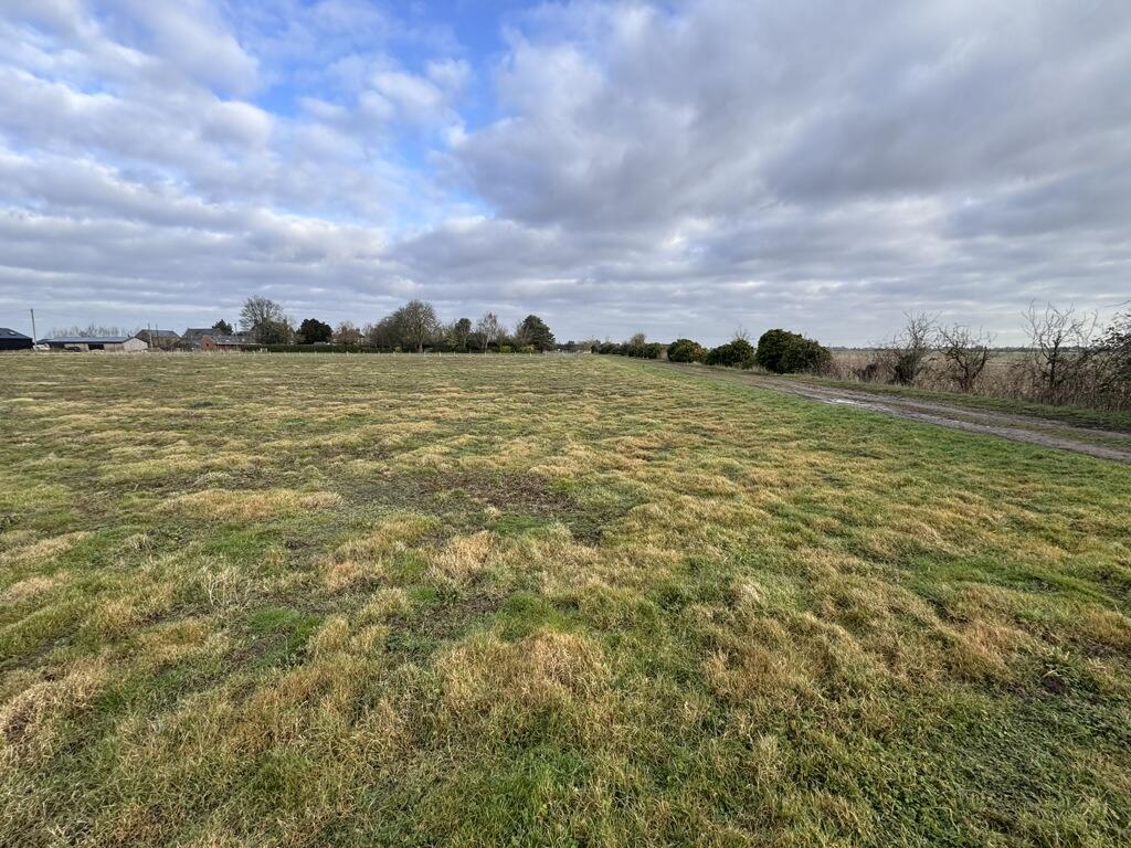 Barn Off Cade Drove, Gedney Broadgate, Spalding, Lincolnshire, PE12 0DG photo 3