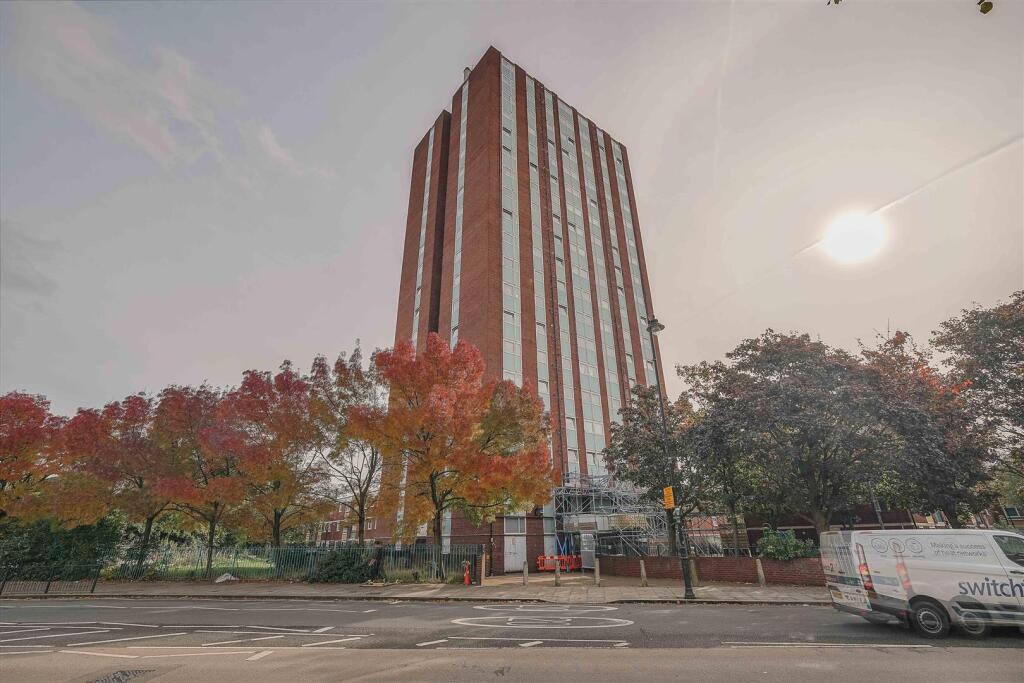 Main image of property: Flat 40, Stella House,900 High Road,TottenhamLondon