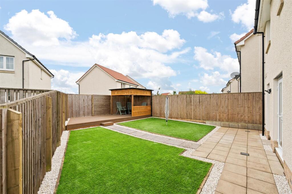 House in Bathgate, West Lothian - View 4