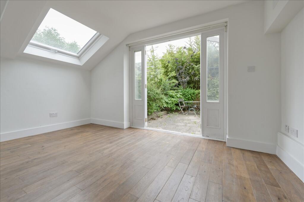 House in London, Shepherd's Bush - View 3