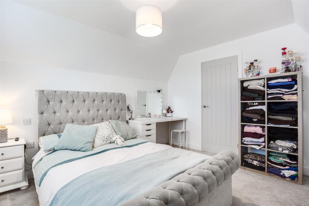 Additional image 15 of Whitehall Road, Wyke, Bradford