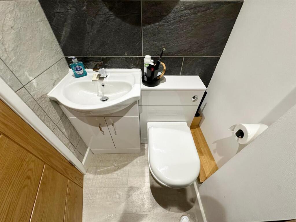 Additional image 26 of Ladymead, Glenlyon Avenue, Keighley