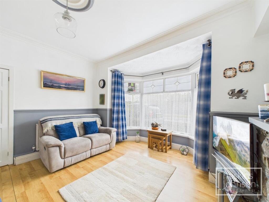 House in Pontypridd, Rhydyfelin - More