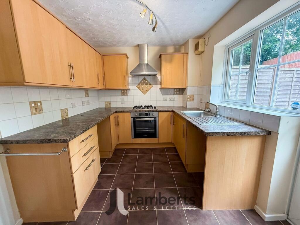 Abbey Close, Bromsgrove, B60 photo 4