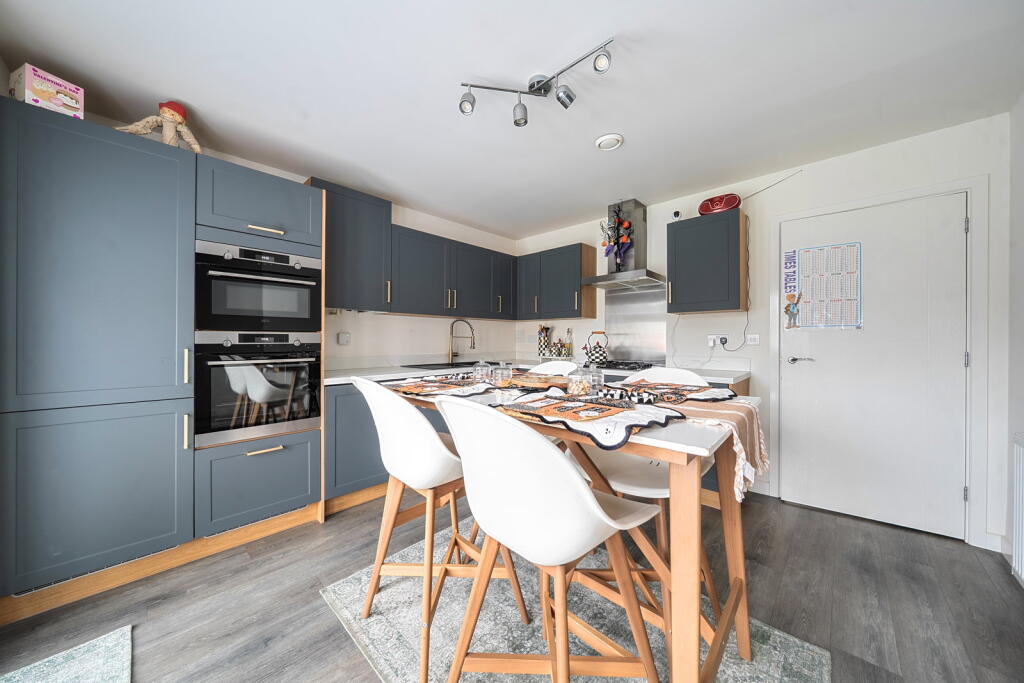 House in Basingstoke and Deane, Dummer - View 5