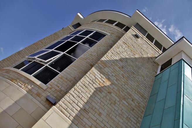 Ace centre 