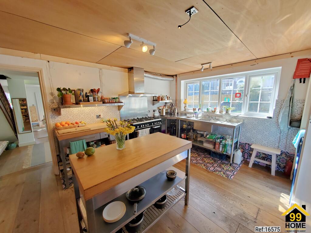 House in Bristol, Kingswood - View 2