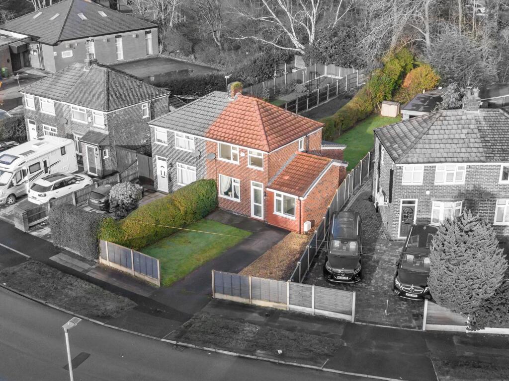 Main image of property: Gig Lane, Woolston, WA1