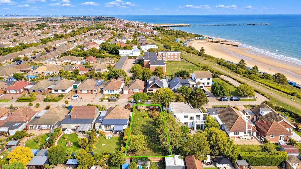 Warley Way, Frinton-on-Sea - View 5