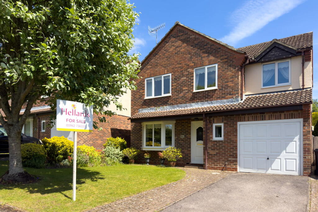 Main image of property: Orchard Close, Alresford