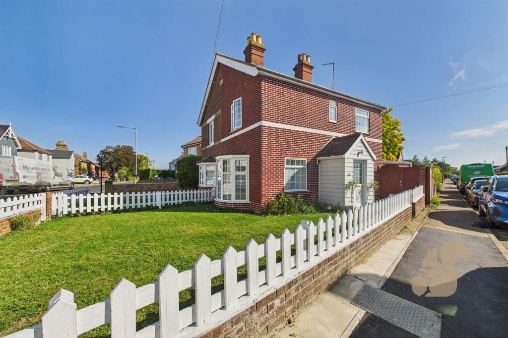3-bed semi-detached on High Street, West Mersea, CO5, £325,000
