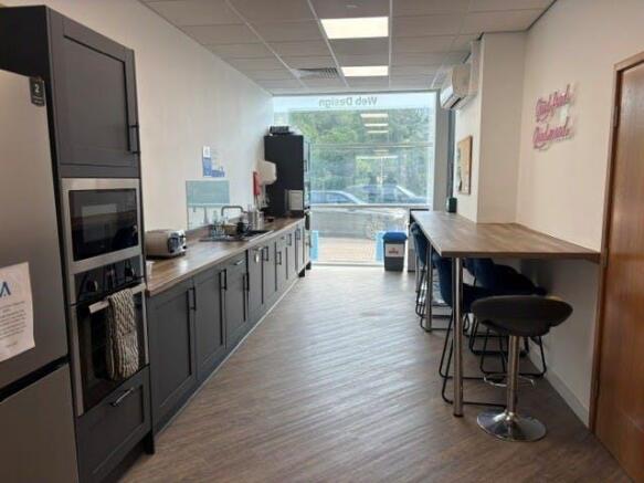 Kitchen Area 2.jpeg.jpg