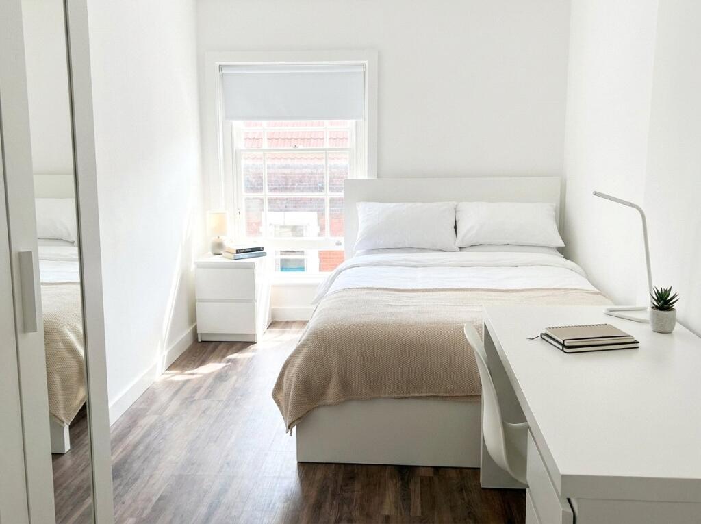 5 bedroom apartment for rent
