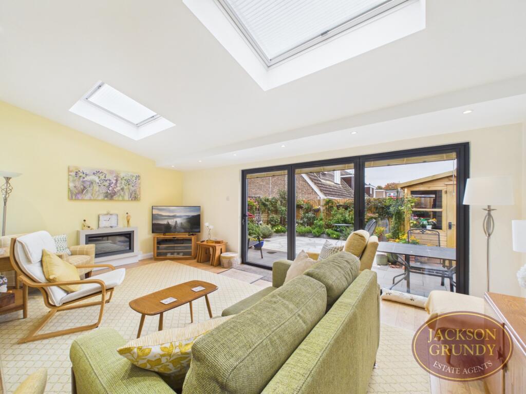 Westcott Way, Northampton, NN3 3BE photo 3