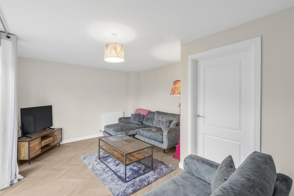 House in Howden, East Riding of Yorkshire - View 5