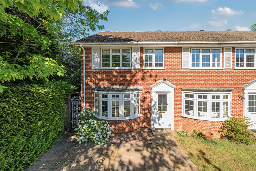 Main image of property: Cheniston Close, West Byfleet, KT14