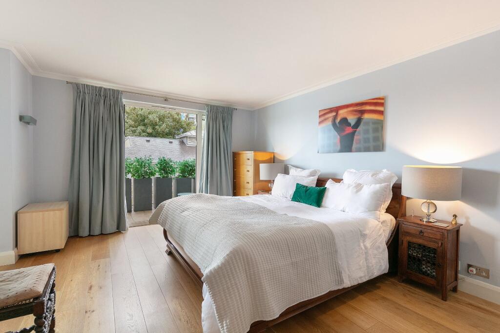 Apartment in London - View 5