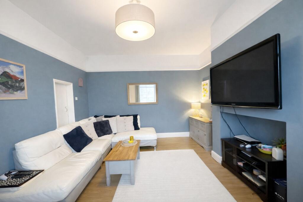 Chorley Road, Westhoughton, BL5 - View 3