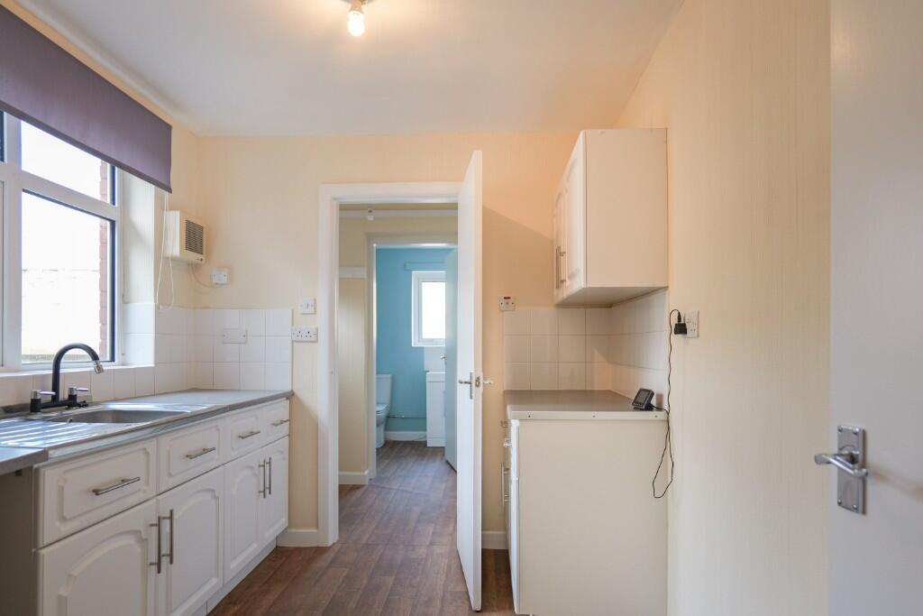 Blackburn Road, Darwen, , BB3 photo 5