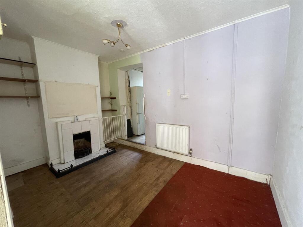 Gibbon Road, Newhaven photo 4