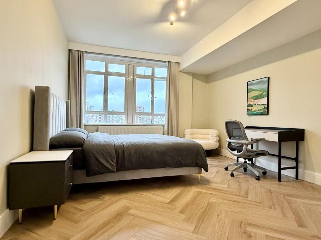 Main image of property: Eversholt Street, London, NW1