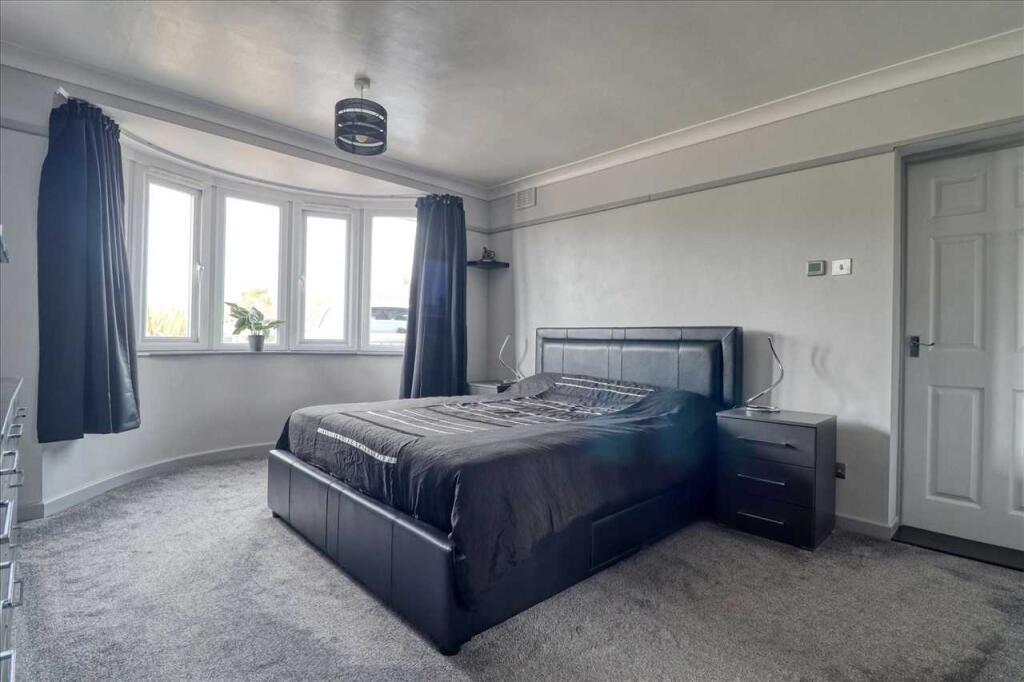 House in Clacton-on-Sea, Great Clacton - More