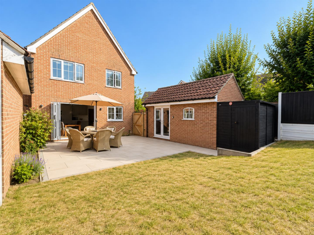 House in Chelmsford - View 4