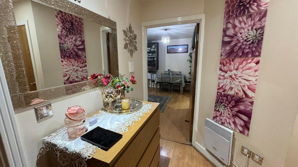 Main image of property: Hainault Street, Ilford, London, IG1