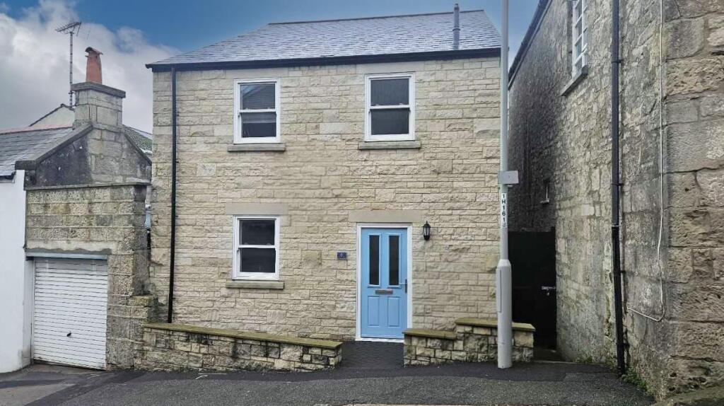 Main image of property: High Street, Fortuneswell, Portland