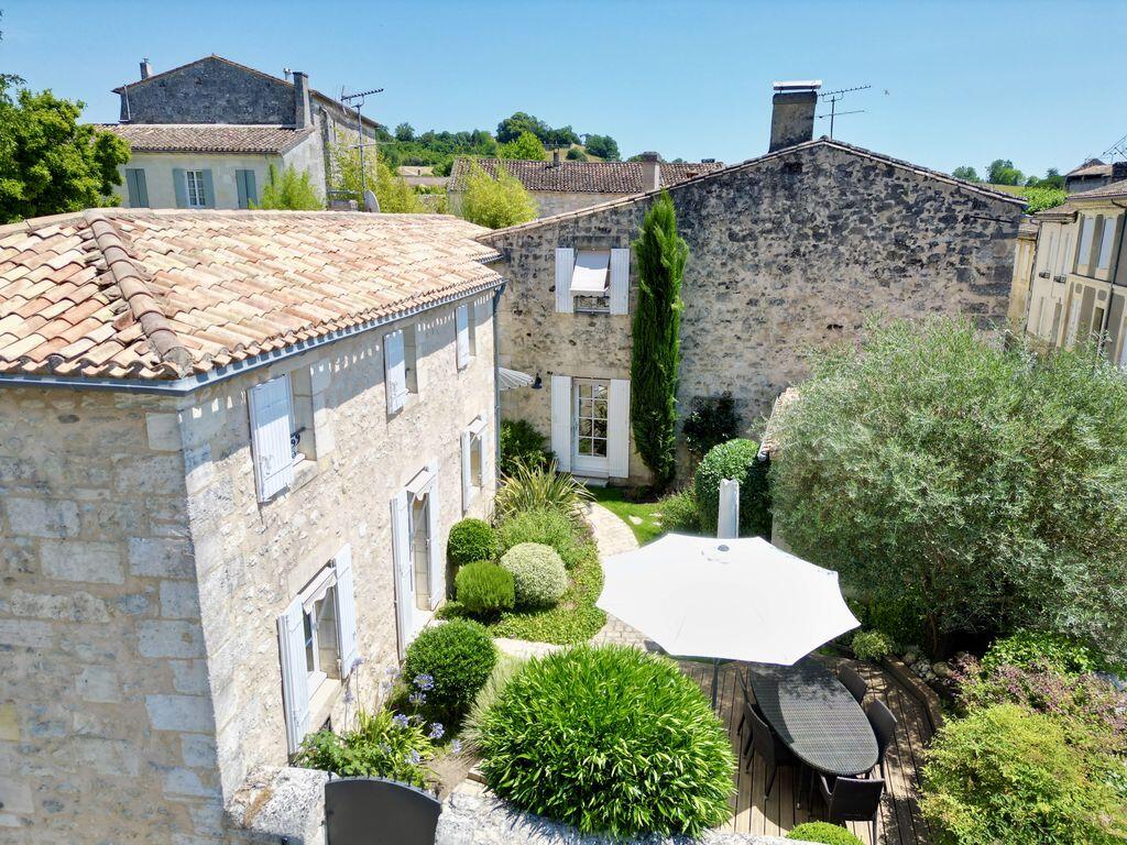 Main image of property: Fronsac, Gironde