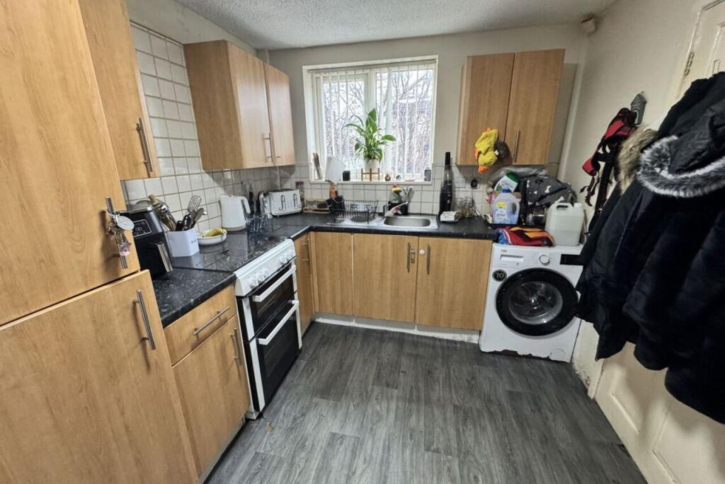St Annes Close, Birkenhead, CH41 3RY photo 4