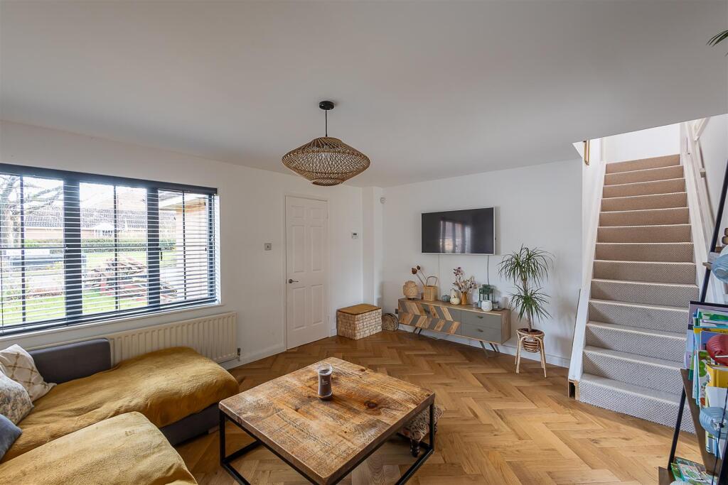 Kingham Court, South Gosforth, Newcastle upon Tyne photo 3