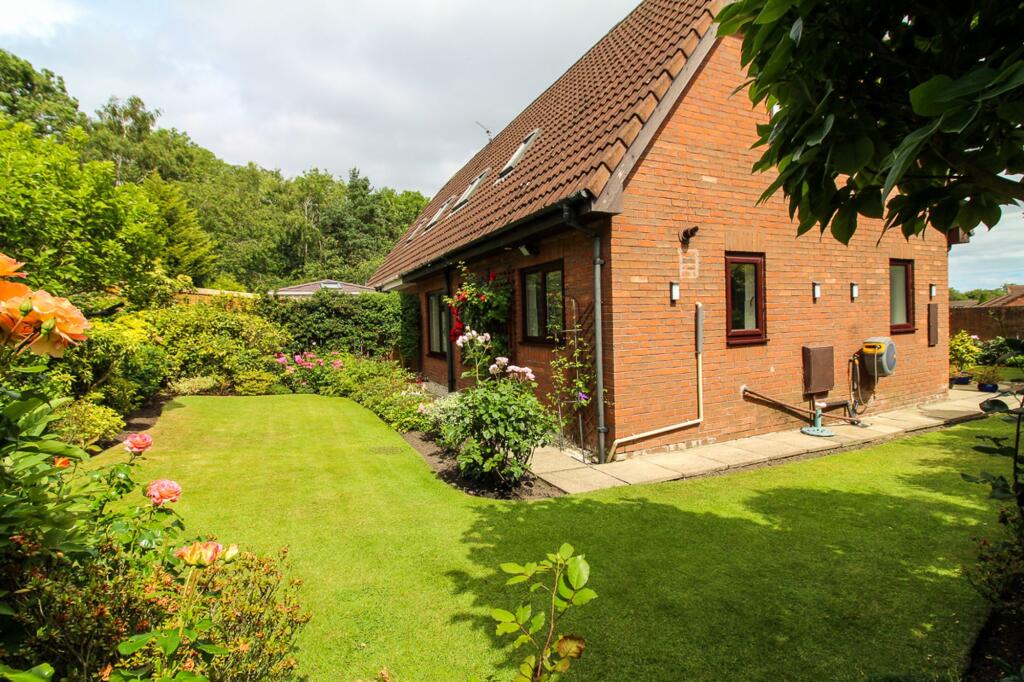 House in Sunderland, Oxclose - View 4