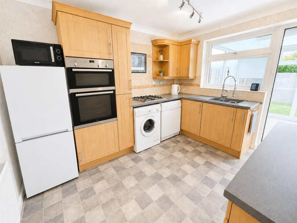 House in Gosport, Lee-on-the-Solent - View 4