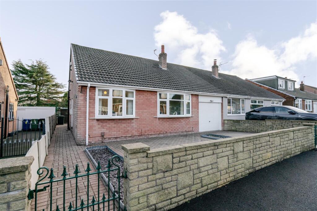 Main image of property: Woburn Ave, Leigh