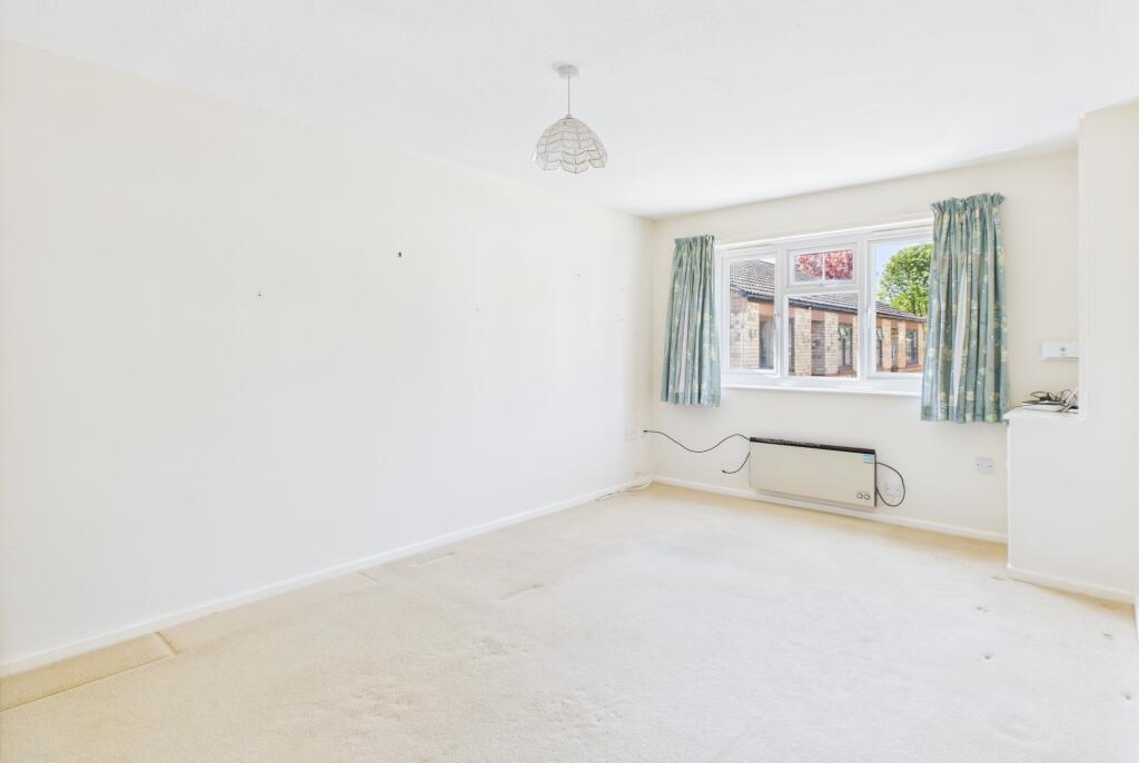 Lordship Close, Orwell, Royston photo 3