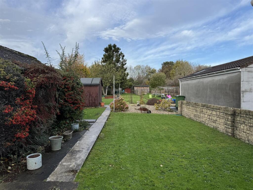 Additional image 17 of Lynton Road, Westfield